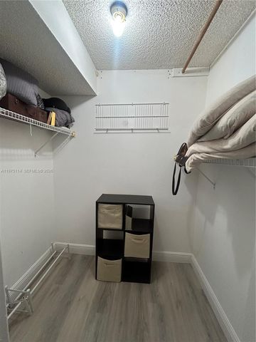 8962 S Hollybrook Blvd 202, Pembroke Pines, FL 33025