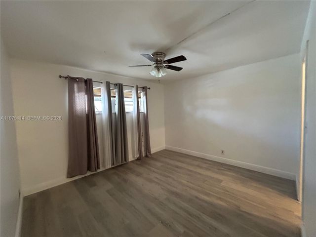 8962 S Hollybrook Blvd 202, Pembroke Pines, FL 33025