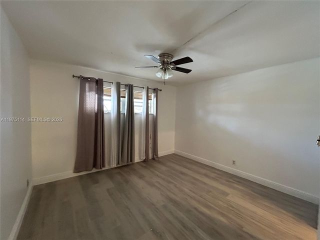 8962 S Hollybrook Blvd 202, Pembroke Pines, FL 33025