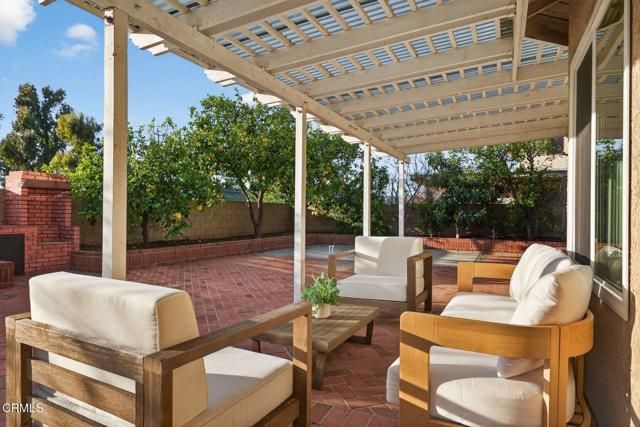 4975 N Buttercreek Road, Moorpark, CA 93021