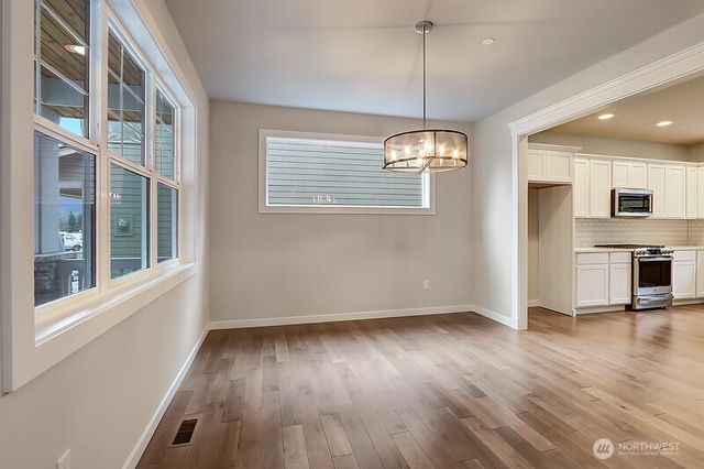 33720 NE 42nd Street, Carnation, WA 98014