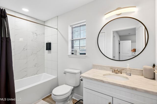 6670 Ahekolo Circle, Diamondhead, MS 39525