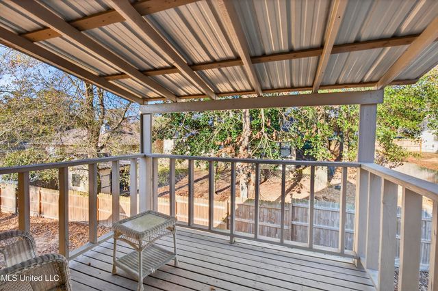 6670 Ahekolo Circle, Diamondhead, MS 39525