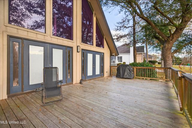 6670 Ahekolo Circle, Diamondhead, MS 39525