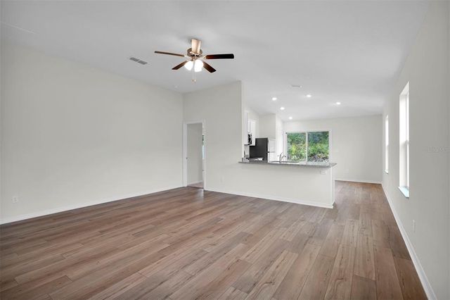 560 MARION OAKS MANOR, Ocala, FL 34473