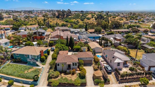5527 Encina Dr, San Diego, CA 92114