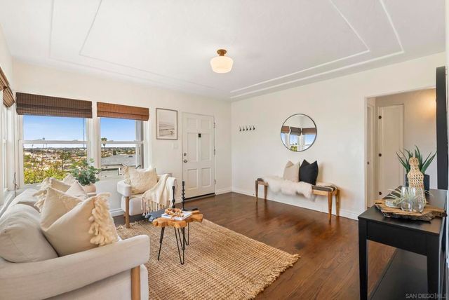 5527 Encina Dr, San Diego, CA 92114