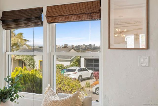 5527 Encina Dr, San Diego, CA 92114