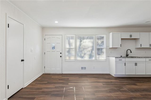 7706 E 110TH Street, Kansas City, MO 64134