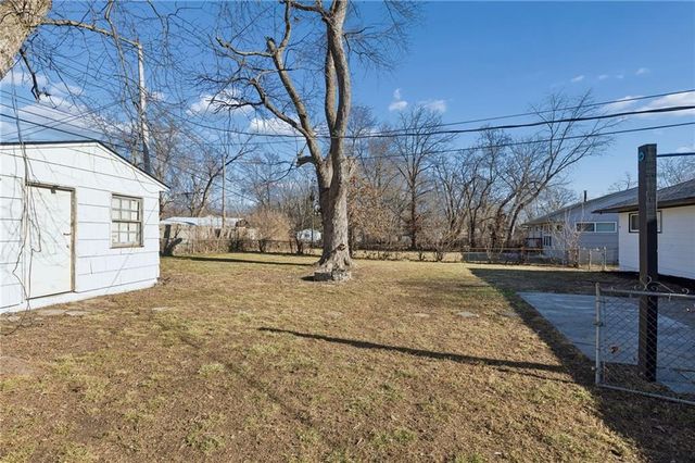 7706 E 110TH Street, Kansas City, MO 64134