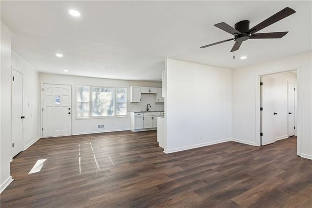 7706 E 110TH Street, Kansas City, MO 64134