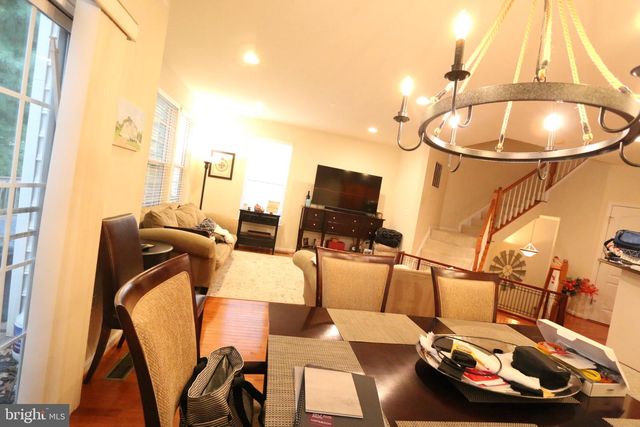 4469 MONMOUTH ST, Fairfax, VA 22030