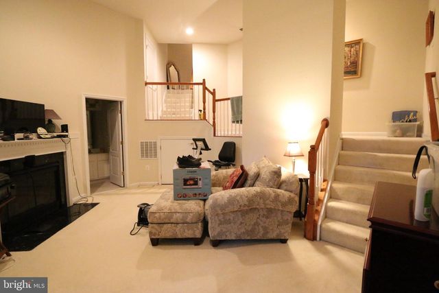 4469 MONMOUTH ST, Fairfax, VA 22030