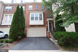 4469 MONMOUTH ST, Fairfax, VA 22030