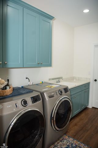 3915 Capital Avenue, Fort Gratiot, MI 48059