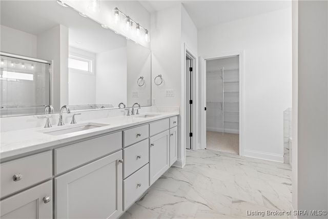 125 Noblewood Boulevard, Jeffersonville, IN 47130