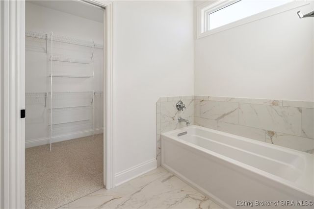 125 Noblewood Boulevard, Jeffersonville, IN 47130