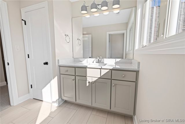 125 Noblewood Boulevard, Jeffersonville, IN 47130