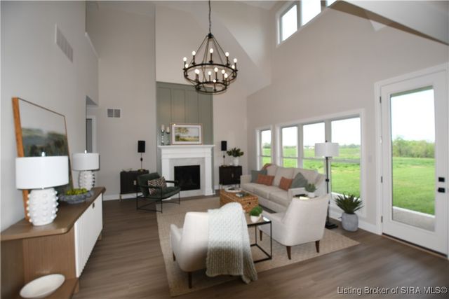 125 Noblewood Boulevard, Jeffersonville, IN 47130