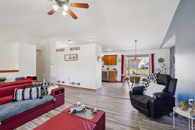 724 Eastridge Drive, Reedsburg, WI 53959