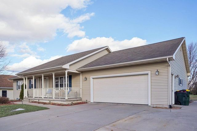 724 Eastridge Drive, Reedsburg, WI 53959