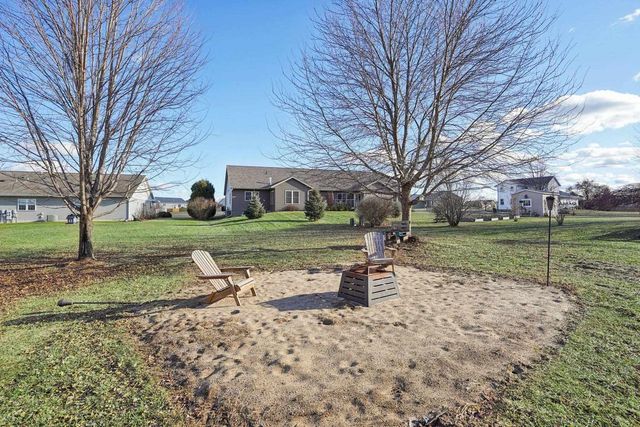 724 Eastridge Drive, Reedsburg, WI 53959