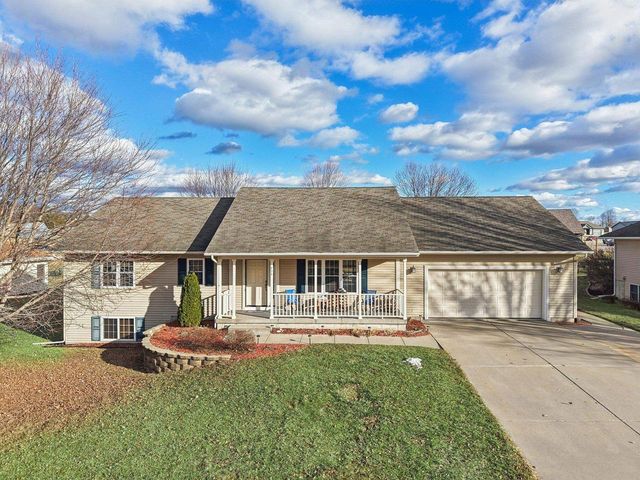 724 Eastridge Drive, Reedsburg, WI 53959