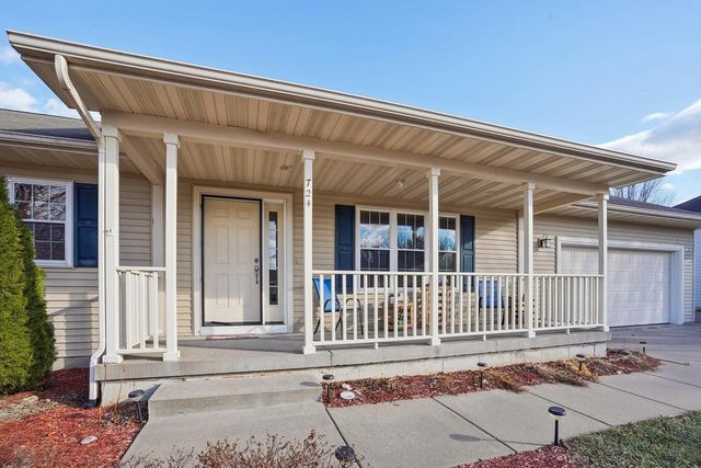 724 Eastridge Drive, Reedsburg, WI 53959