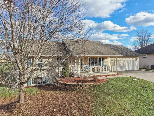 724 Eastridge Drive, Reedsburg, WI 53959