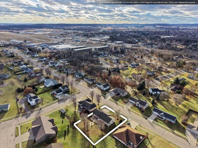 724 Eastridge Drive, Reedsburg, WI 53959