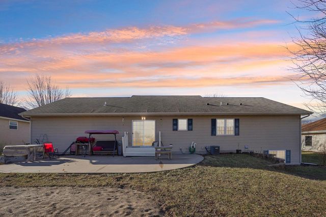 724 Eastridge Drive, Reedsburg, WI 53959