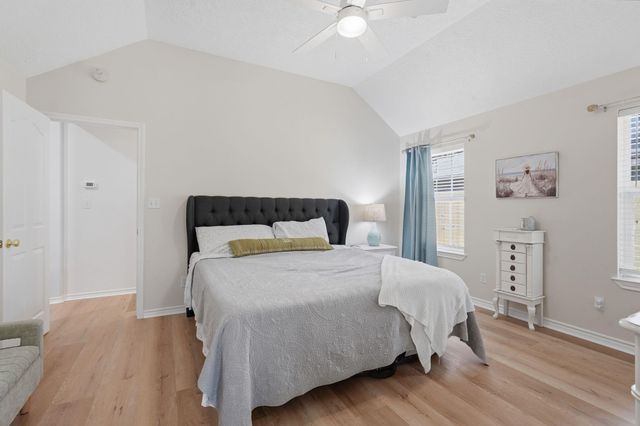 3202 Glenforest Drive, Montgomery, TX 77356