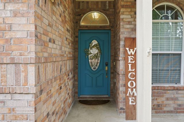 3202 Glenforest Drive, Montgomery, TX 77356