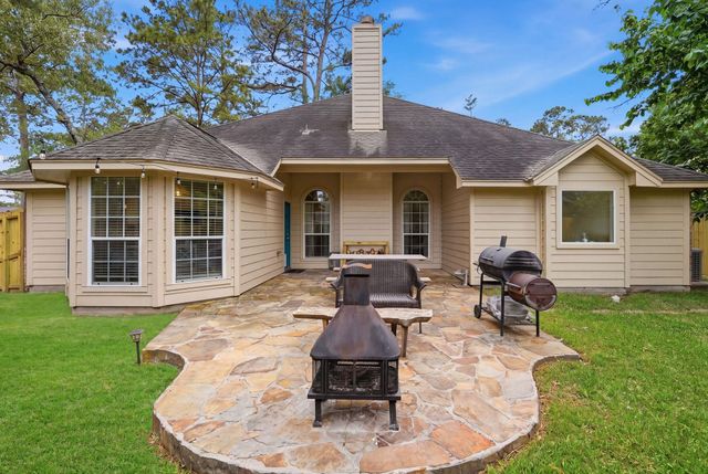 3202 Glenforest Drive, Montgomery, TX 77356