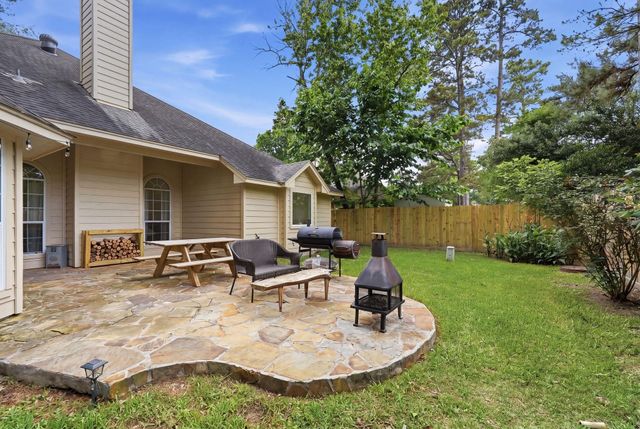 3202 Glenforest Drive, Montgomery, TX 77356