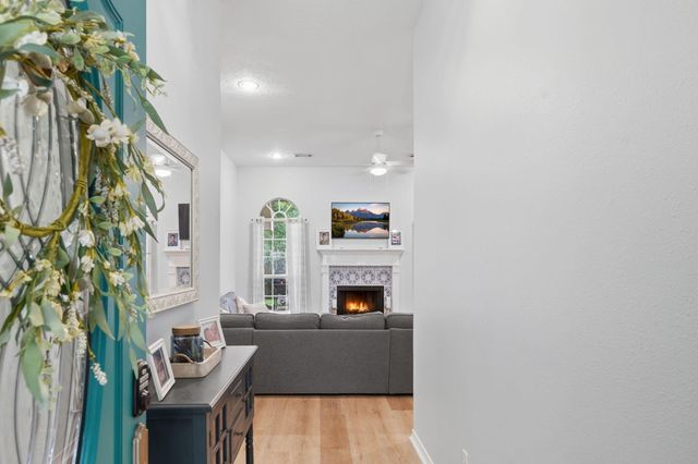 3202 Glenforest Drive, Montgomery, TX 77356