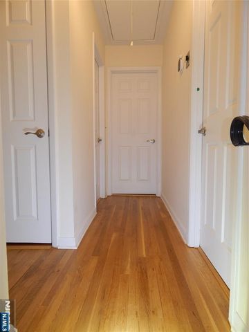 10 Lewis Road, Montvale, NJ 07645