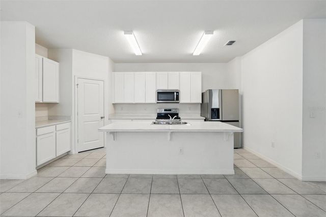 1187 PAPAYA CIRCLE, Davenport, FL 33897