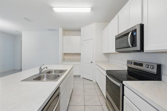 1187 PAPAYA CIRCLE, Davenport, FL 33897