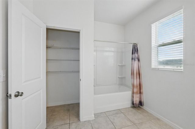 1187 PAPAYA CIRCLE, Davenport, FL 33897
