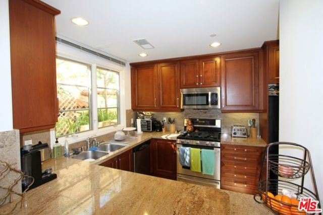 1120 21st Street 1, Santa Monica, CA 90403