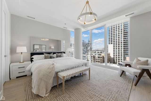 146 W Erie Street 1202, Chicago, IL 60654