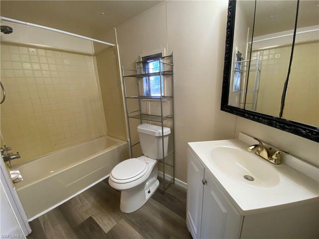 7535 McDaniel DR, North Fort Myers, FL 33917