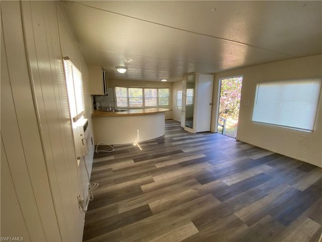 7535 McDaniel DR, North Fort Myers, FL 33917