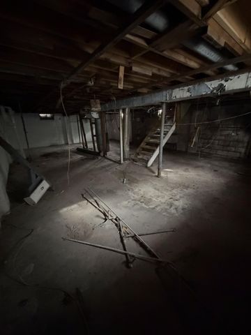 4077 Louisiana Street, Gary, IN 46409