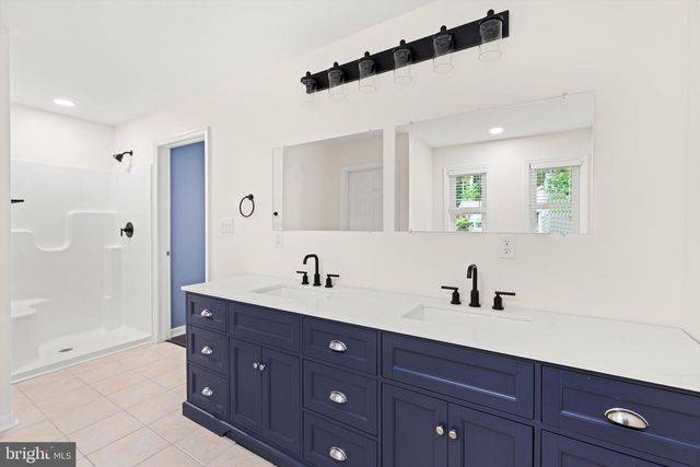 84 NEWPORT DR, Ocean Pines, MD 21811