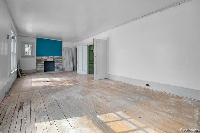 628 Taylor Street, Detroit, MI 48202