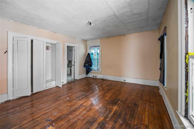 628 Taylor Street, Detroit, MI 48202