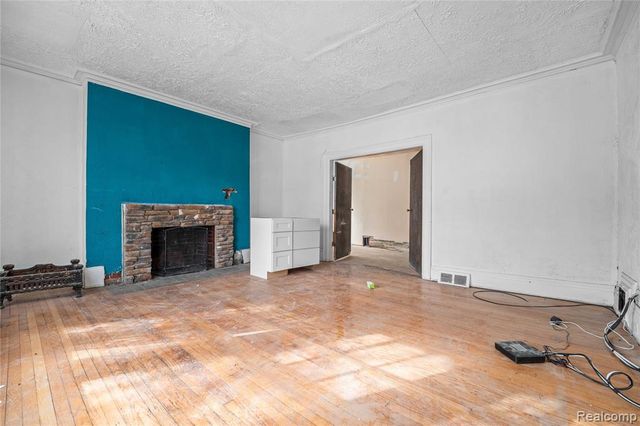 628 Taylor Street, Detroit, MI 48202