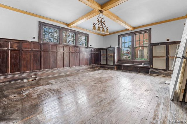 628 Taylor Street, Detroit, MI 48202